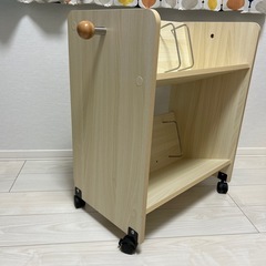 ファイルラック　ブックラック　キャスター付き　2段の画像