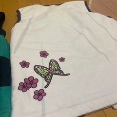 ベスト 炭治郎120 カナヲ 130 2枚セットの画像