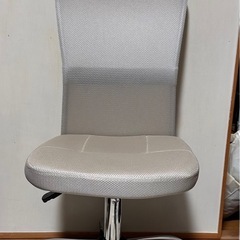 新品未使用！デスクチェアの画像