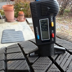 冬タイヤ 17インチ ✳️ ブリヂストン製ブリザック VRX3 ✳️ 225/45R17 アルミ付きバリ山４本組の画像