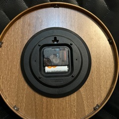 木目調掛け時計　28センチの画像