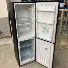 A2511-142 IRIS OHYAMA 2ドア冷蔵庫 IRSE-16A-Ｂ 2022年製 ブラック 162L 動作確認済み パッキン破損 キズ汚れ有りの画像
