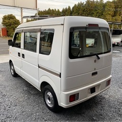 SUZUKI  エブリイ  D64Vの画像