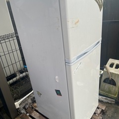 Abitelax 2ドア冷凍冷蔵庫、 AR-143Eの画像