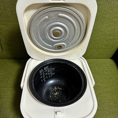 ニトリ炊飯器の画像