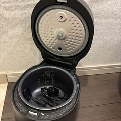 アイリスオーヤマ 炊飯器 3合の画像