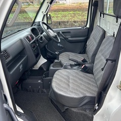 スズキキャリー軽トラック 4WD 1年以上車検付き エアコン付き　パワステ付き　乗って帰れますSuzuki Carry 4WD Truck の画像
