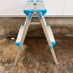 2段脚立の画像