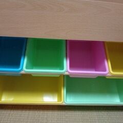 絵本棚　おもちゃ　収納の画像