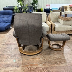 A1731🌟配送♻️設置🉑‼️ NITORI ニトリ パーソナルチェア オットマン付き🌟の画像