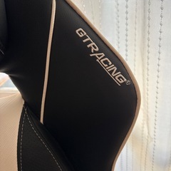 ゲーミングチェアの画像