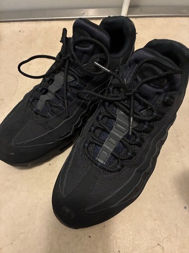 ナイキ　エアマックス95 トリプルブラック　28cm