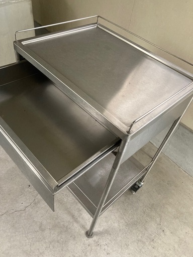 ステンレス作業台　T86×Ｄ45×Ｗ60 　引出し.キャスター付
