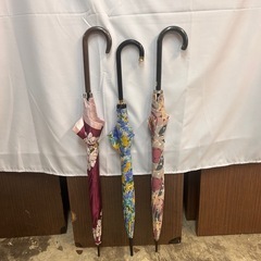 【無料】【引取限定】婦人傘3本セットお譲りします2025/11/9〜の画像