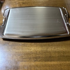 ステンレスのトレーの画像