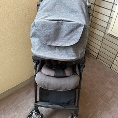 コンビ AB型ベビーカー スゴカルα 純正レインカバー付きの画像