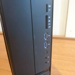ディスクトップ SLIM PC パソコン まだまだ Windows 10 中古の画像