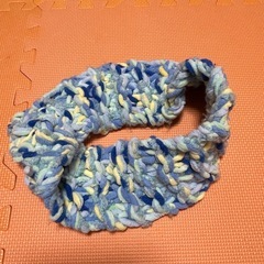 幼児用　手編み　ニット帽とマフラーの画像