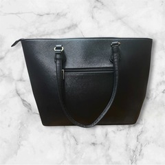 BIOLINA ブラック トートバッグ 合成皮革の画像