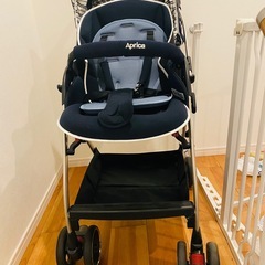 APRICA  OPTIA cushion アップリカ　ベビーカー　の画像