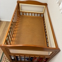 【差し上げます】ベビーベッド　ヤマサキの画像