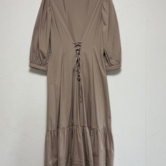 JUSGLITTY ワンピース（スリップ付き） の画像