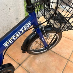 【受付停止中】カインズ　子ども用自転車　補助輪付きの画像