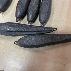 未使用含む中古品 船釣り用 シンカー オモリ 鉛 まとめて およそ11.0Kg 70号〜200号 片カン 両カン 胴付 流星 他 ③の画像