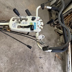 自走式畔草刈斜面刈スパイダーモア850の画像