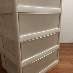 引き出し収納　プラスティック製　4段の画像