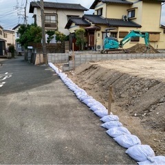 福岡市内★月300,000円〜400,000円★ 作業員•ダンプ運転手の画像