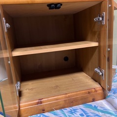 テレビ台の画像