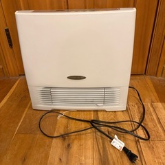 蓄熱ファンヒーターの画像