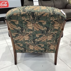 【軽トラック90分無料貸出】karimoku（カリモク）アームチェアの画像