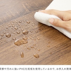 イス付き(2つ)ダイニングテーブルの画像