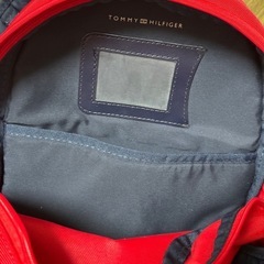 美品トミーヒルフィガーリュック　幼児の画像