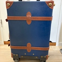 トランク　キャリーケース　スーツケースの画像