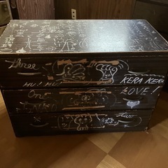 落書きタンスの画像