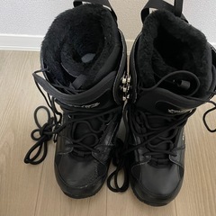 取りに来られる方限定！スノーボード4点セットのご紹介です！の画像