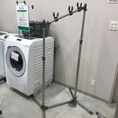 ＼家具＊家電のお店／【ｼﾞｬﾝｸﾞﾙｼﾞｬﾝｸﾞﾙ石川金沢店】物干し竿 シルバー    W(幅)60×D(奥行き)74×H(高さ)160cmの画像
