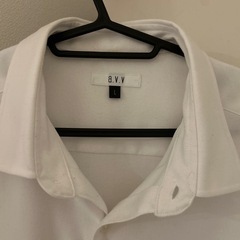 【a.v.v】メンズＬサイズ白シャツの画像