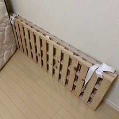 【数名お問合せあり】ベッドマットレスとスノコ（ダブル ）の画像