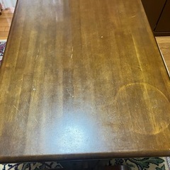 ダイニングテーブル
の画像