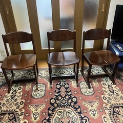 ダイニングテーブル
の画像