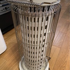 YUASA　電気ストーブの画像