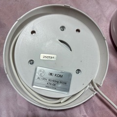 ケトル　電気ケトル　ホワイト　0.8L  中古　動作確認済みの画像