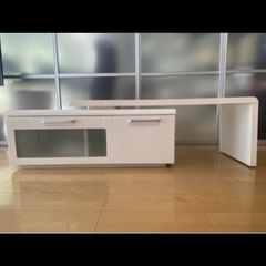 テレビ台の画像