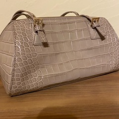 クロコ調本革バッグ　上品ベージュの画像