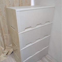 🌟無料🌟 白いカラーボックス4個セット！収納たっぷり✨ 西大路周辺で受け渡しOK！ の画像