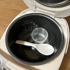 TIGER 炊飯器の画像